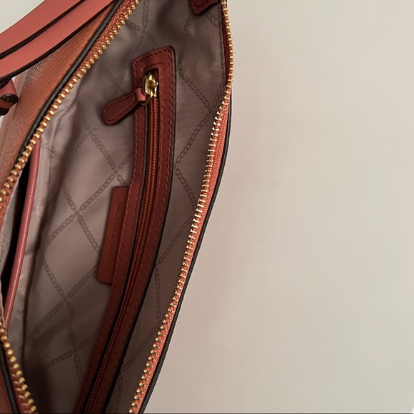 Michael Kors Crossbody bag - Picture 8 of 13